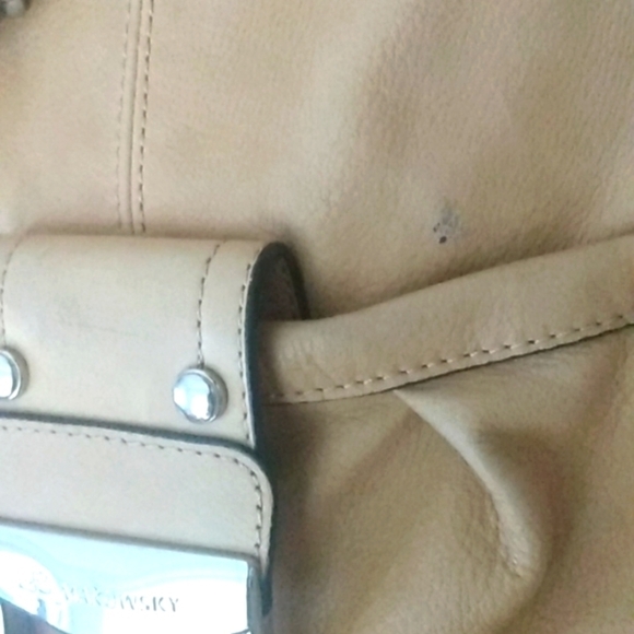 B MAKOWSKY BUTTERSCOTCH SOFT LEATHER MULTI-COMPARTMENTS HANDBAG SIZE LARGE EUC - Picture 12 of 16